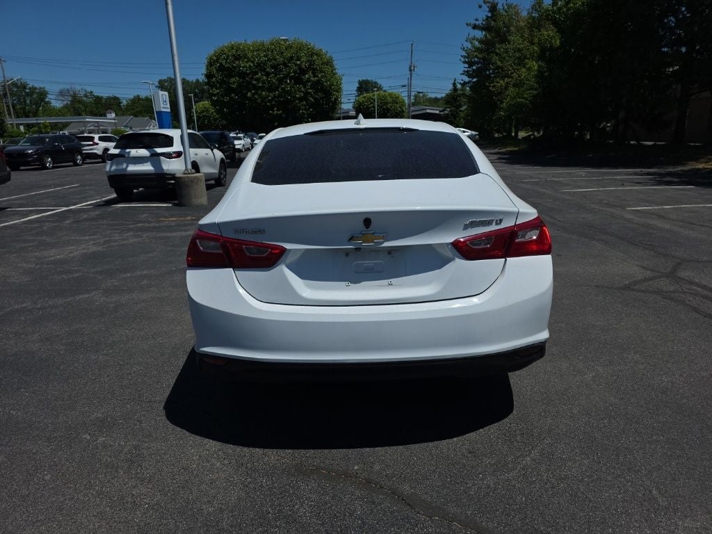 2017 Chevrolet Malibu LT 1LT