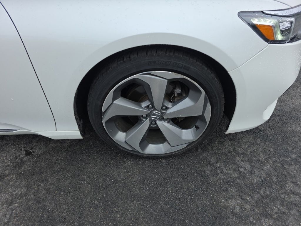 2020 Honda Accord Touring 2.0T