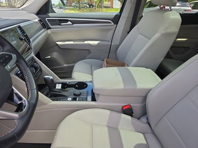 2022 Volkswagen Atlas 3.6L V6 SE w/Technology