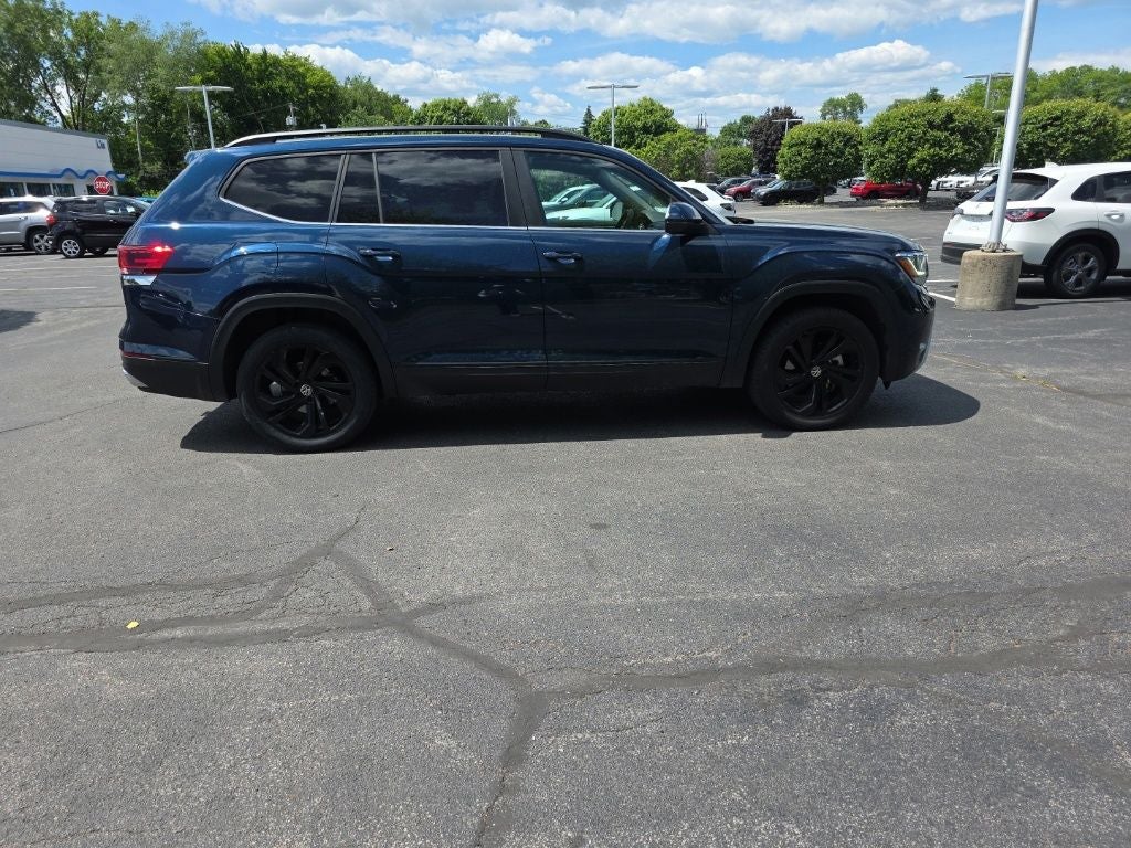2022 Volkswagen Atlas 3.6L V6 SE w/Technology