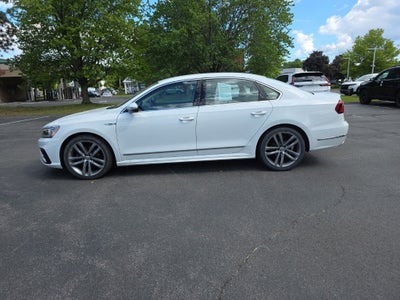 2017 Volkswagen Passat 1.8T R-Line