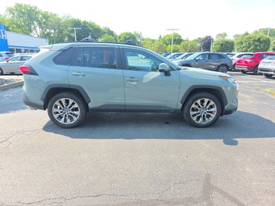 2020 Toyota RAV4 XLE Premium