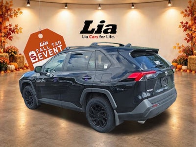 2020 Toyota RAV4 LE