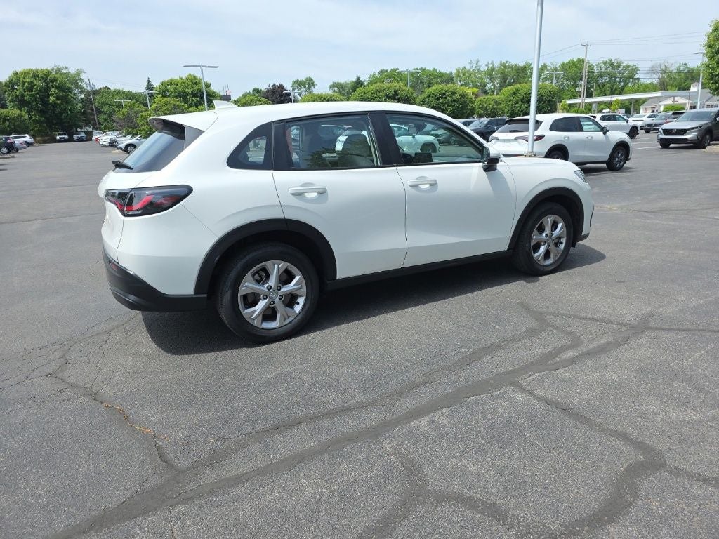 2025 Honda HR-V LX
