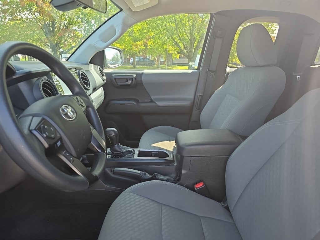 2022 Toyota Tacoma SR V6