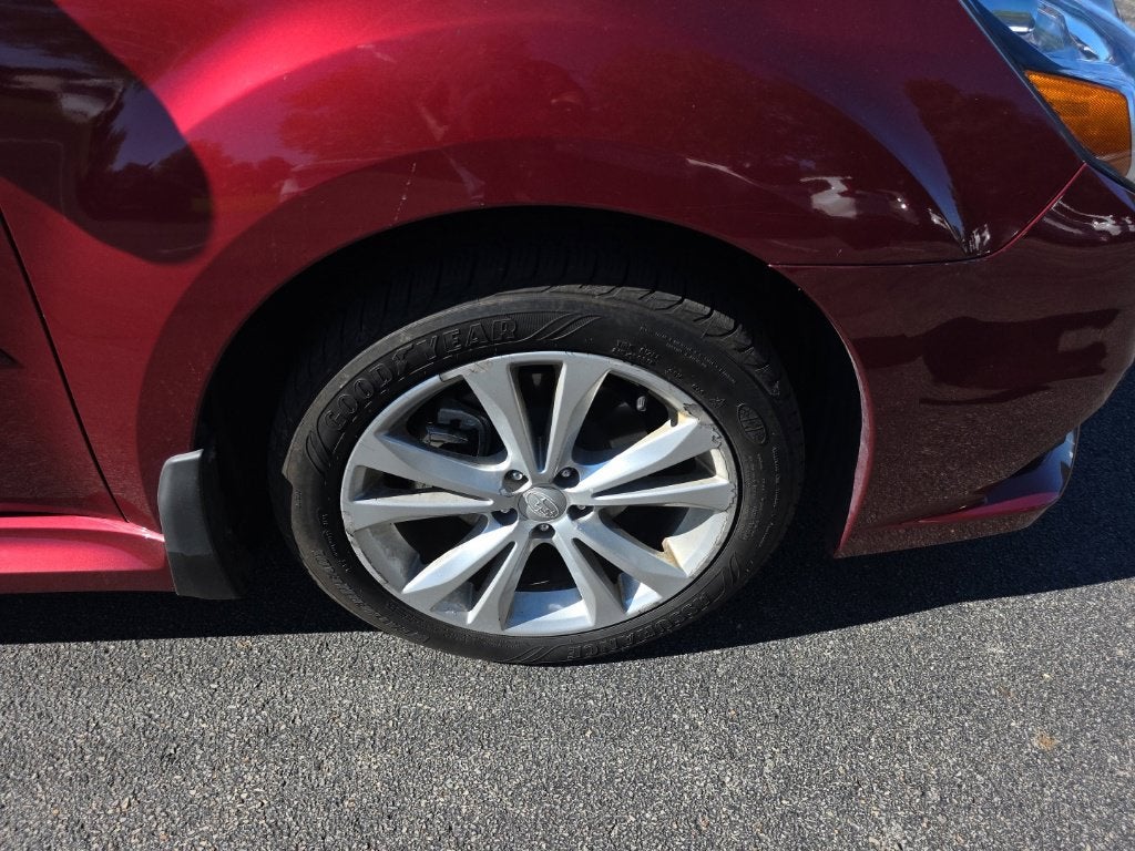 2013 Subaru Legacy 2.5i Premium