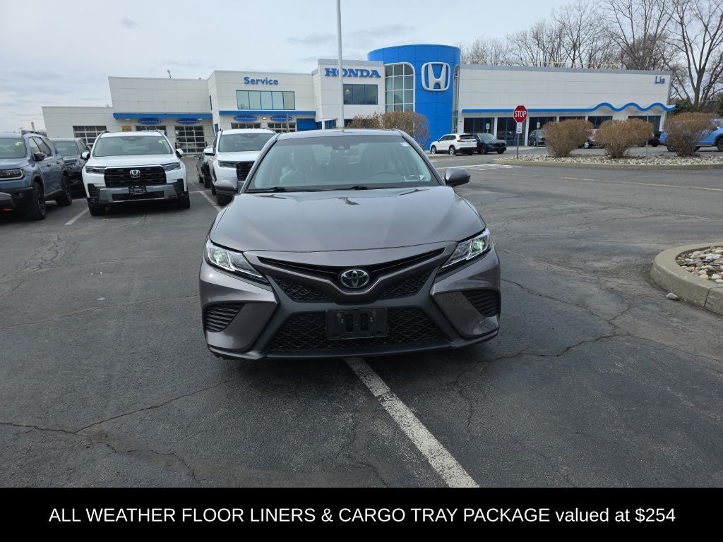 2018 Toyota Camry SE