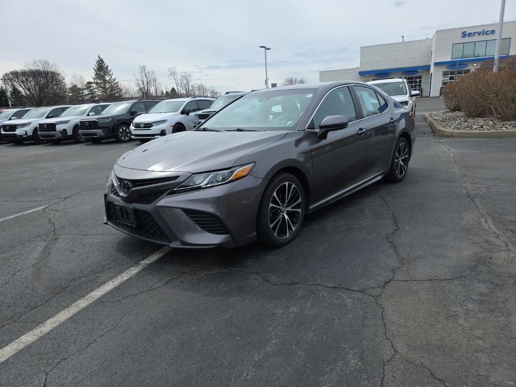 2018 Toyota Camry SE