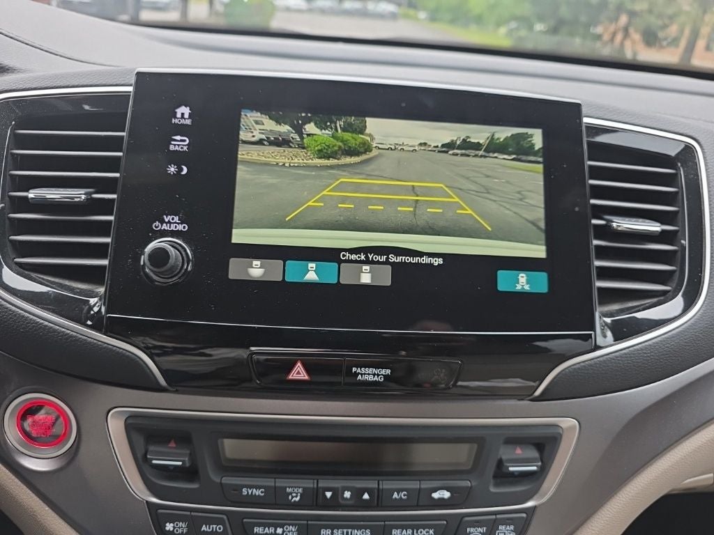 2019 Honda Pilot EX-L w/Navigation and Rear Entertainment System