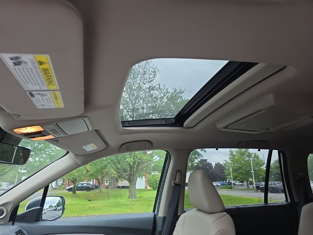 2019 Honda Pilot EX-L w/Navigation and Rear Entertainment System