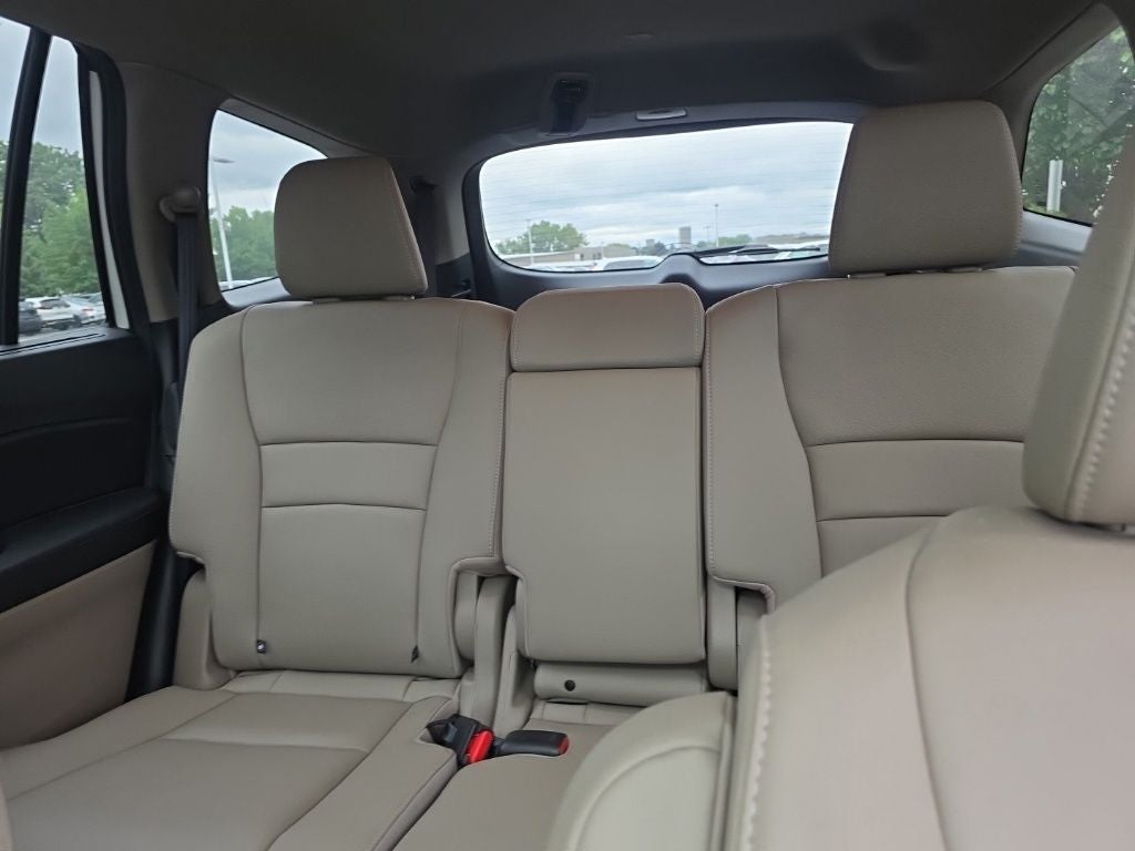 2019 Honda Pilot EX-L w/Navigation and Rear Entertainment System