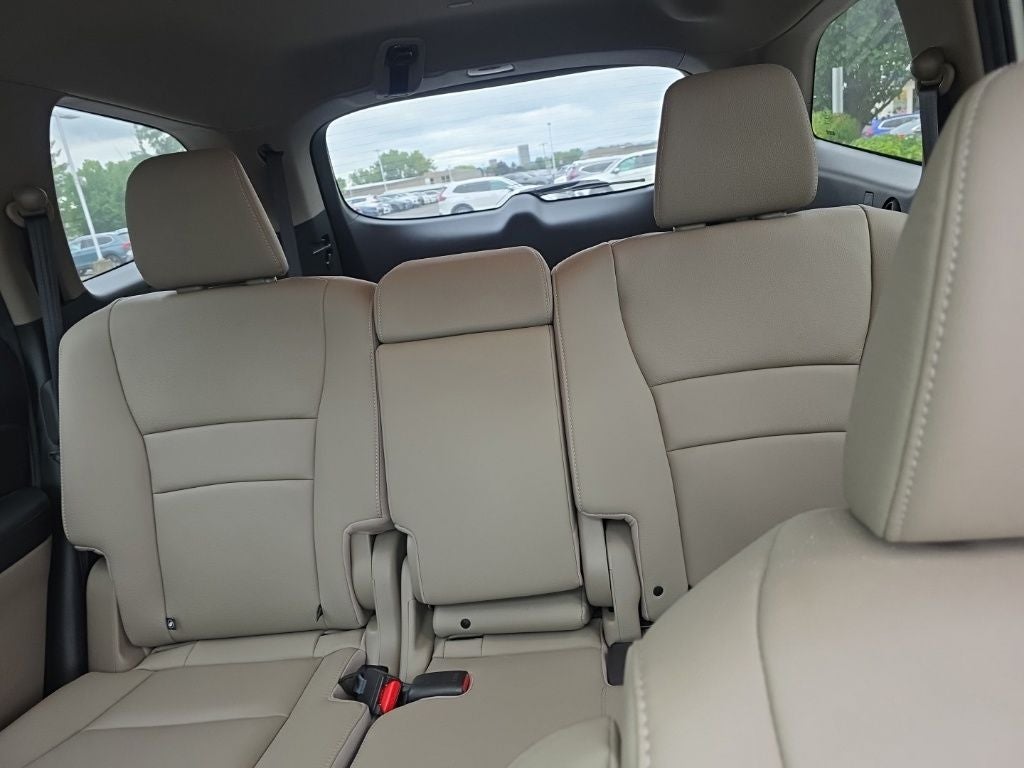 2019 Honda Pilot EX-L w/Navigation and Rear Entertainment System