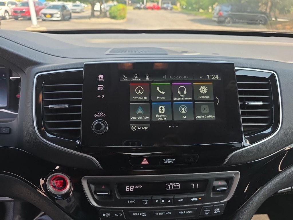 2022 Honda Pilot Touring 7 Passenger