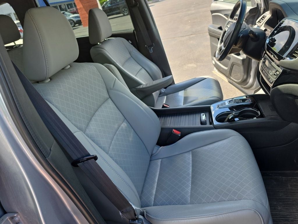 2019 Honda Passport Elite