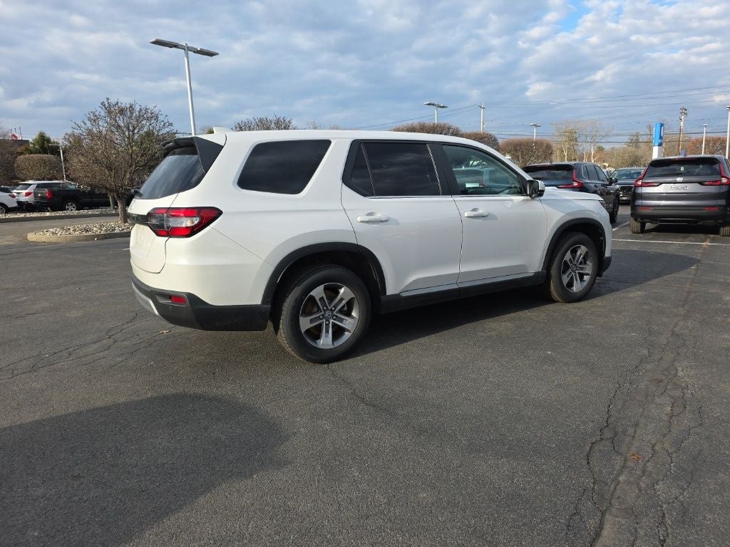 2023 Honda Pilot EX-L 7 Passenger
