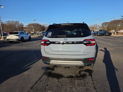 2023 Honda Pilot Elite