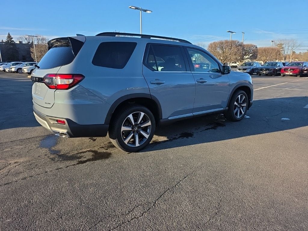 2023 Honda Pilot Elite