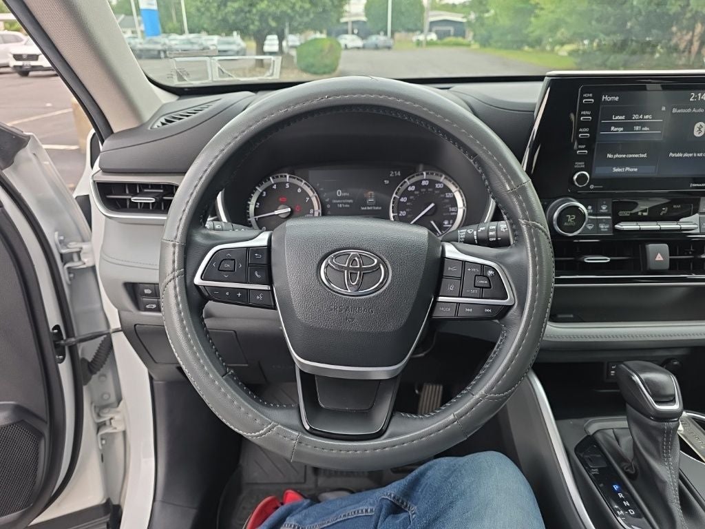 2022 Toyota Highlander XLE