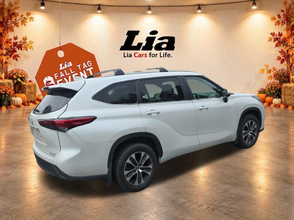 2023 Toyota Highlander XLE