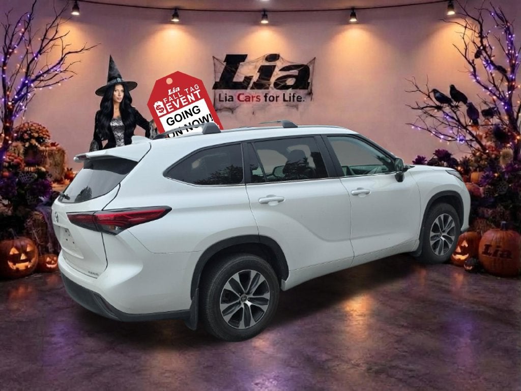 2023 Toyota Highlander XLE