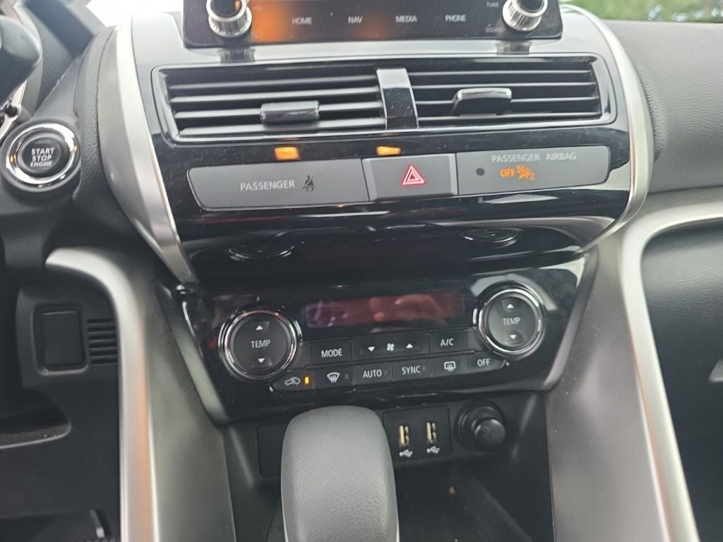 2023 Mitsubishi Eclipse Cross Base