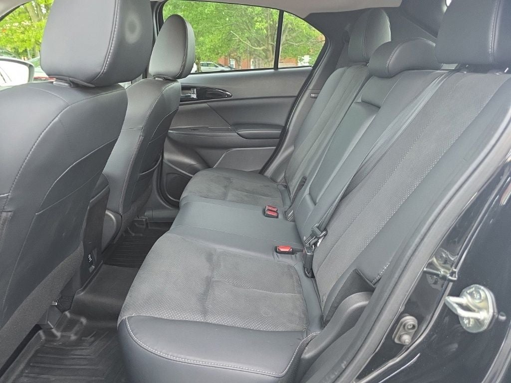 2023 Mitsubishi Eclipse Cross Base