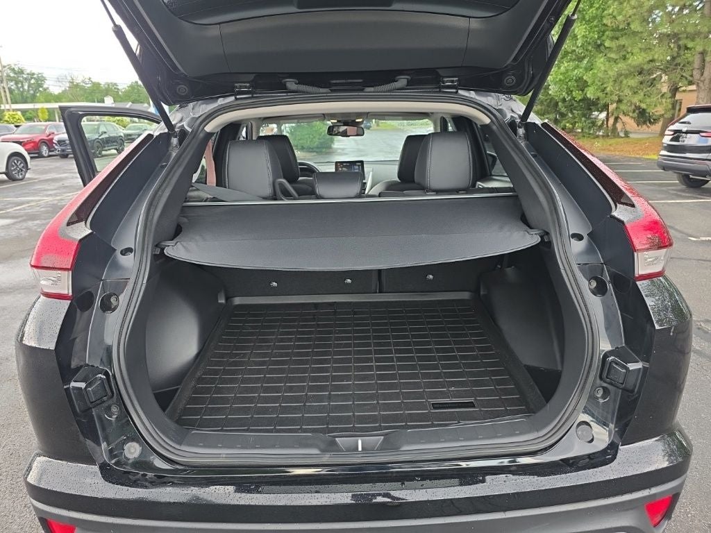 2023 Mitsubishi Eclipse Cross Base