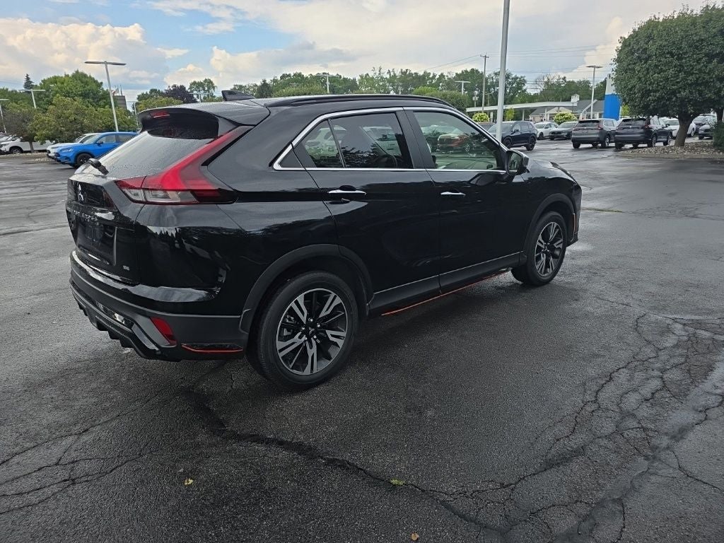 2023 Mitsubishi Eclipse Cross Base