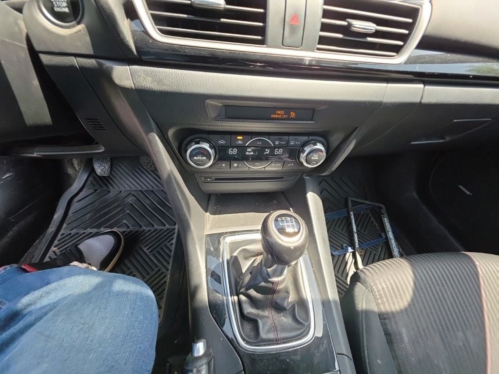 2016 Mazda Mazda3 i Grand Touring