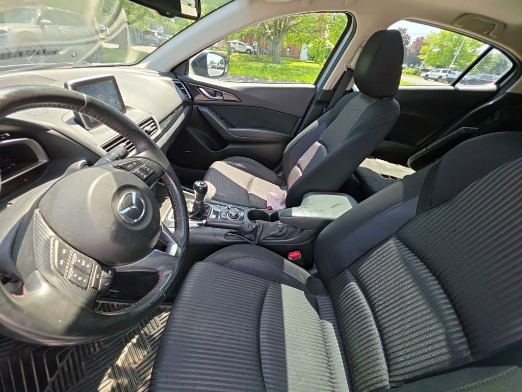 2016 Mazda Mazda3 i Grand Touring
