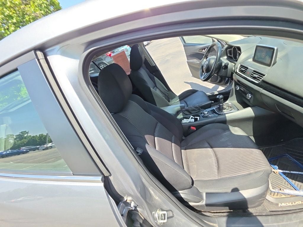 2016 Mazda Mazda3 i Grand Touring