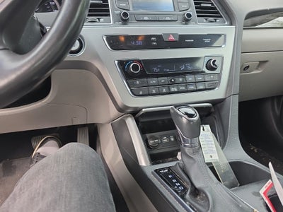 2016 Hyundai Sonata Hybrid Limited