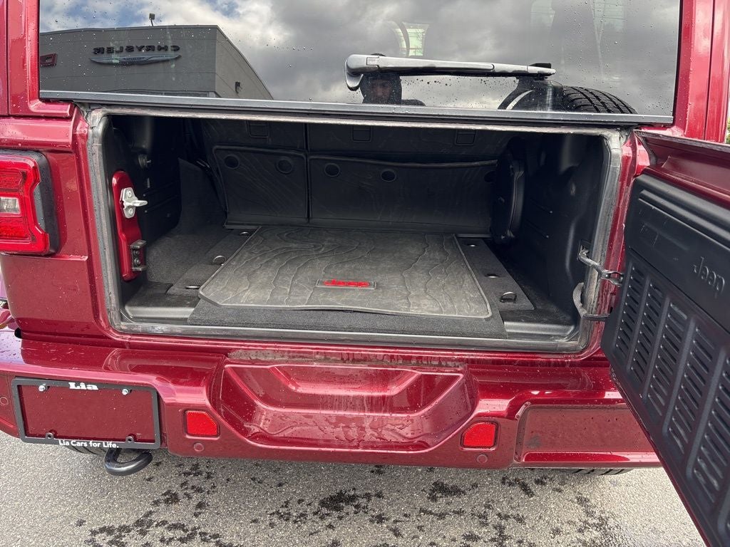 2021 Jeep Wrangler Unlimited Sahara High Altitude