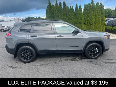 2023 Jeep Cherokee Altitude