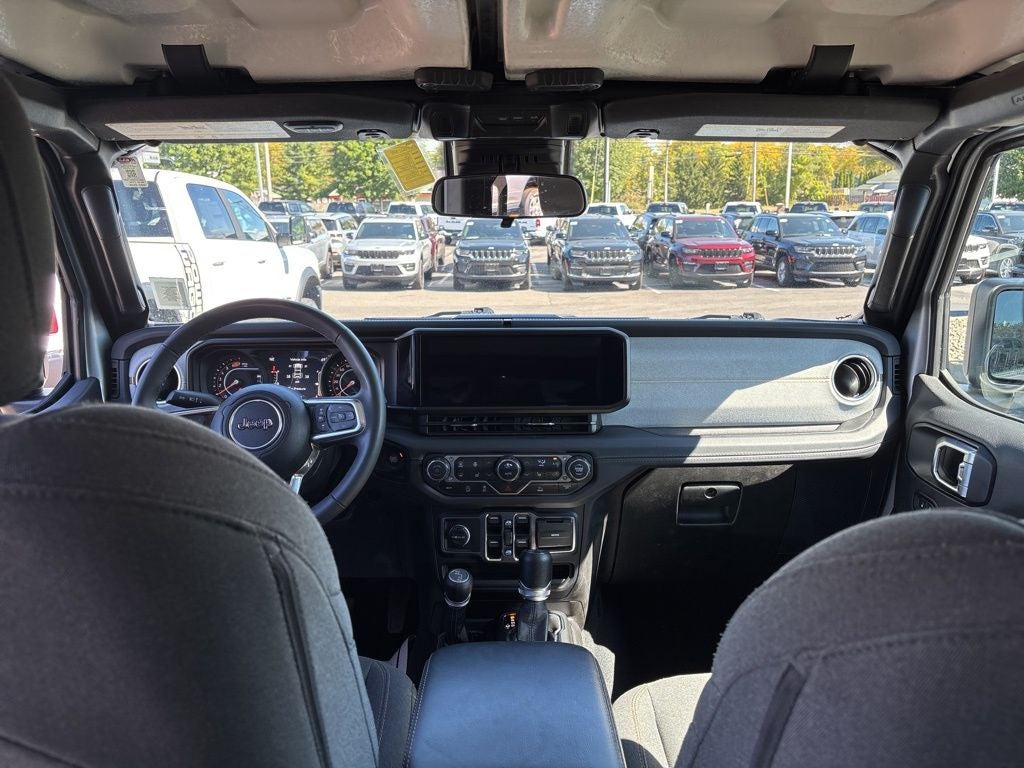 2024 Jeep Wrangler Sahara