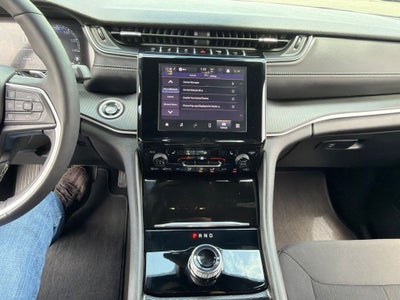 2025 Jeep Grand Cherokee Laredo X