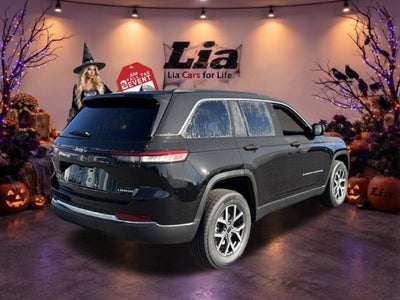 2027 Jeep Grand Cherokee Laredo X