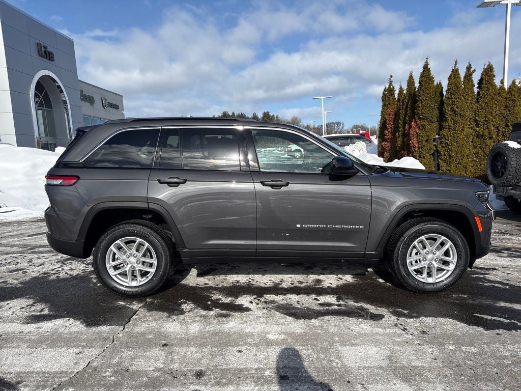 2026 Jeep Grand Cherokee Laredo