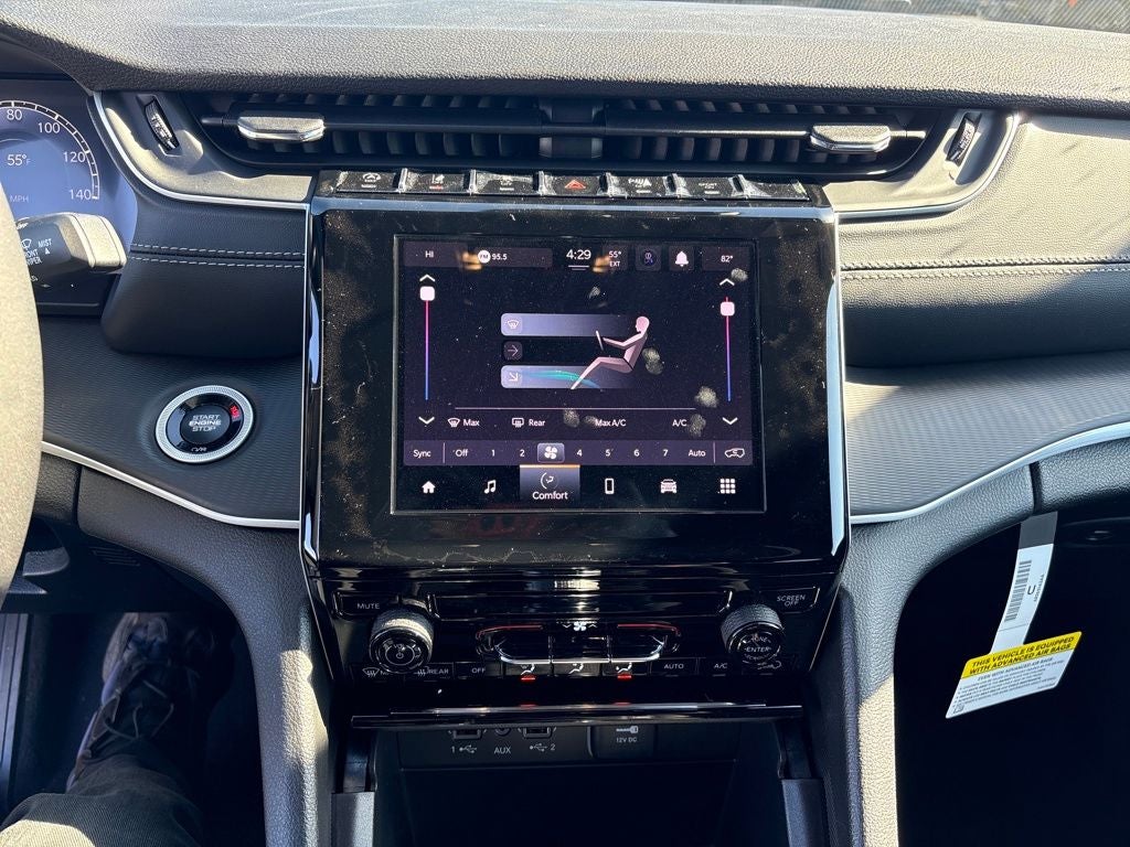 2026 Jeep Grand Cherokee Laredo