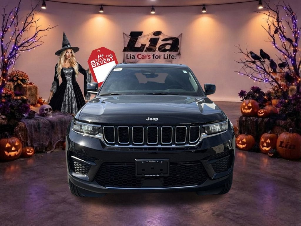 2027 Jeep Grand Cherokee Laredo X
