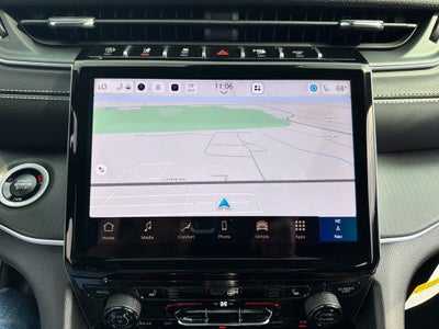 2027 Jeep Grand Cherokee Laredo X