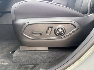 2027 Jeep Grand Cherokee Laredo X
