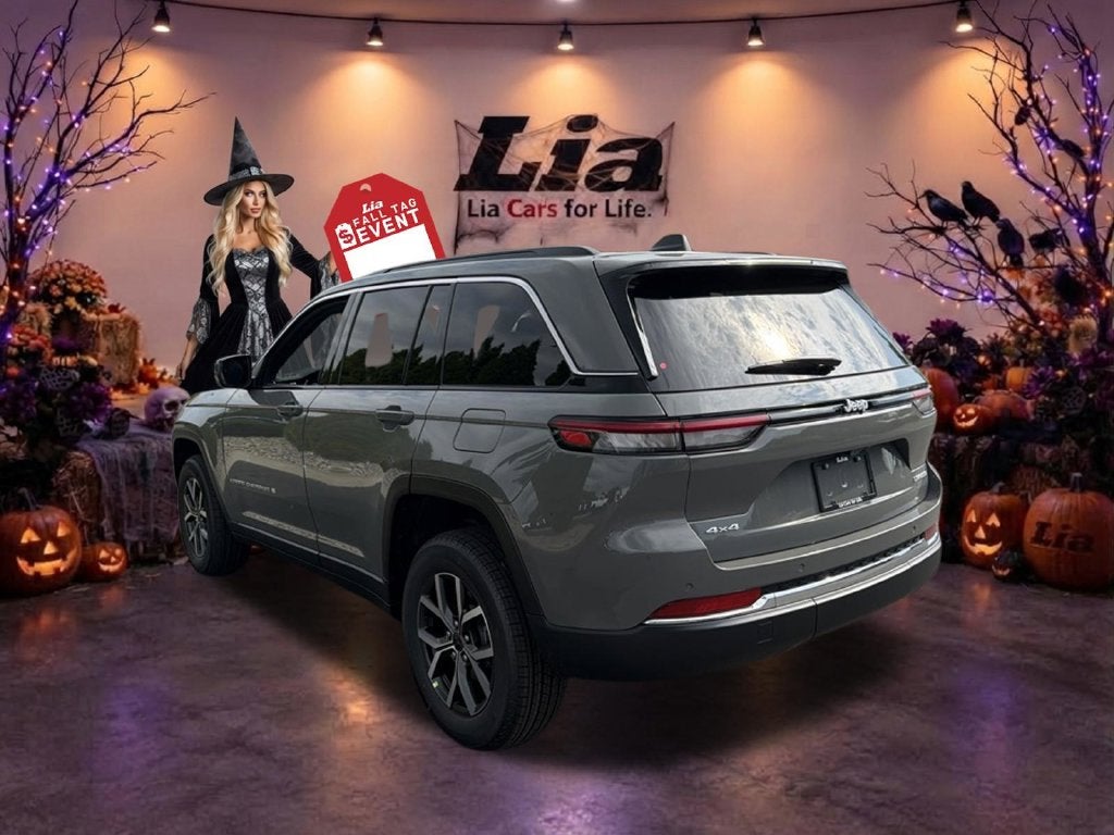 2027 Jeep Grand Cherokee Laredo X