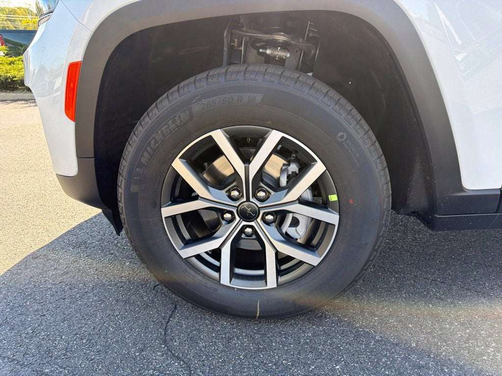 2027 Jeep Grand Cherokee Laredo X