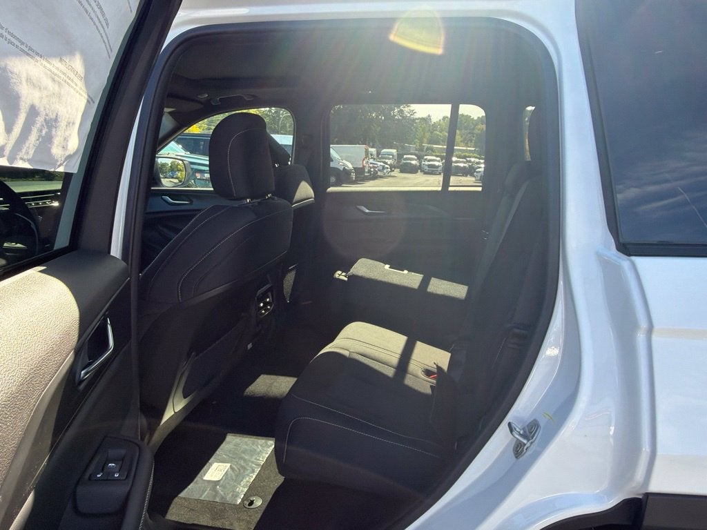 2027 Jeep Grand Cherokee Laredo X