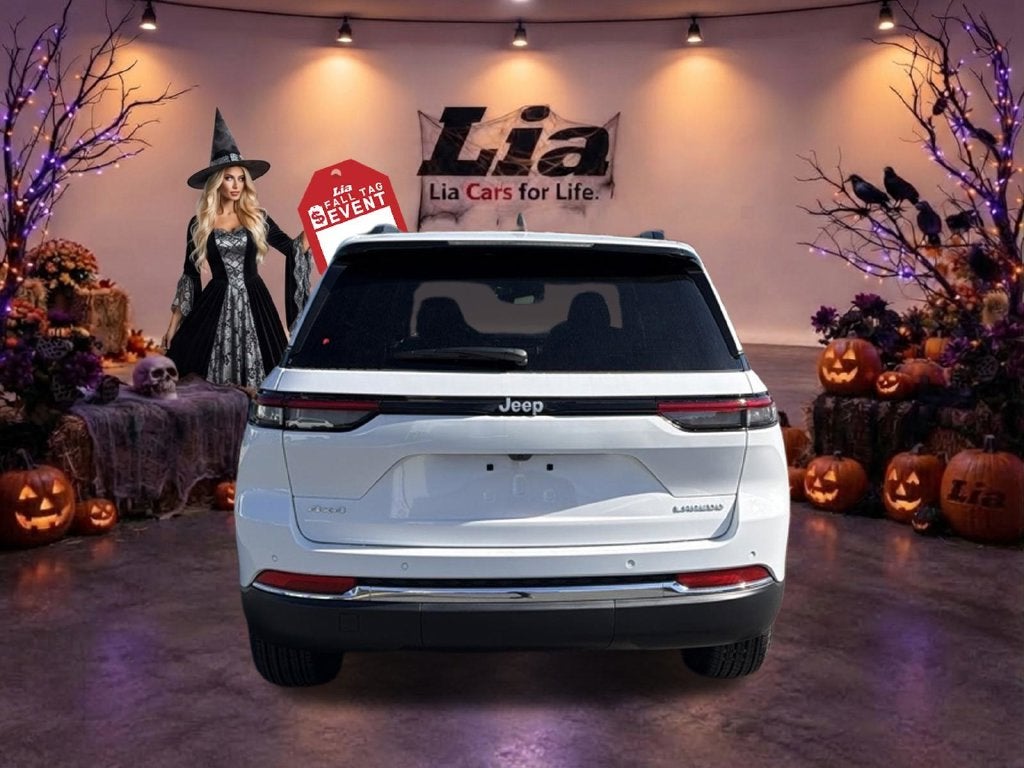 2027 Jeep Grand Cherokee Laredo X