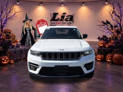 2027 Jeep Grand Cherokee Laredo X