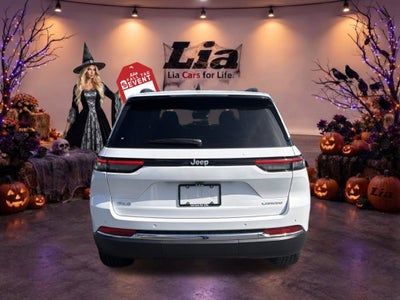 2027 Jeep Grand Cherokee Laredo X