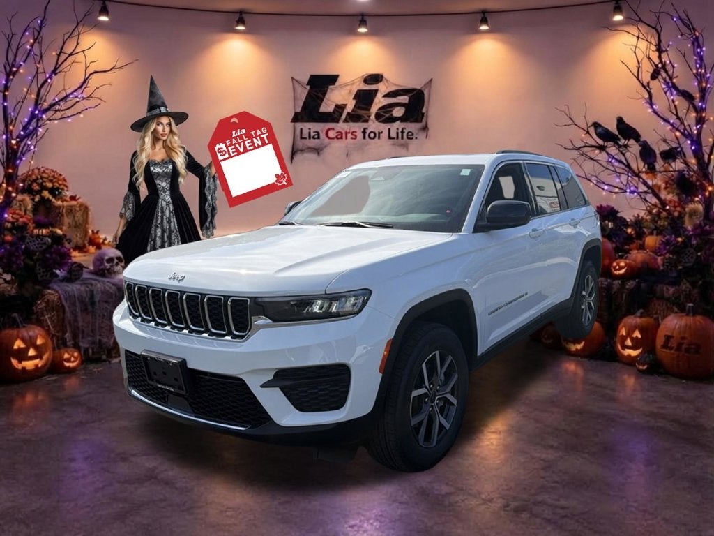 2027 Jeep Grand Cherokee Laredo X
