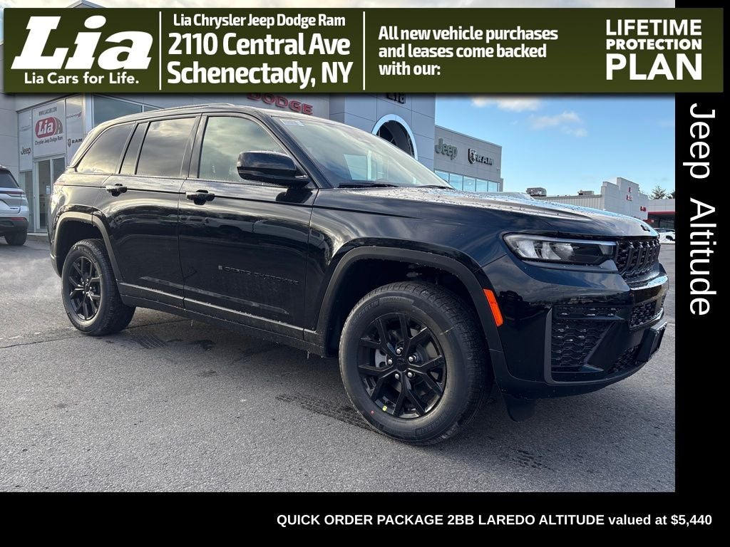 2026 Jeep Grand Cherokee Laredo